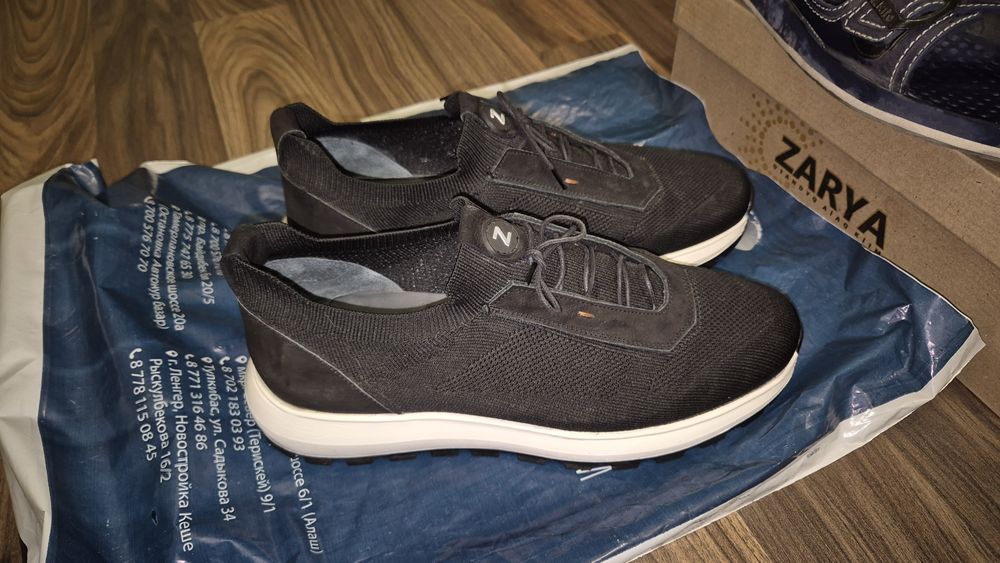 Продается мужская обувь ЗАРЯ