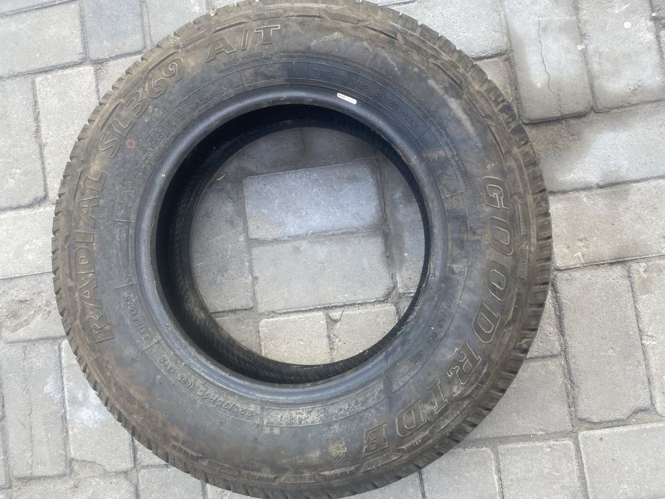 Продам резину на 16