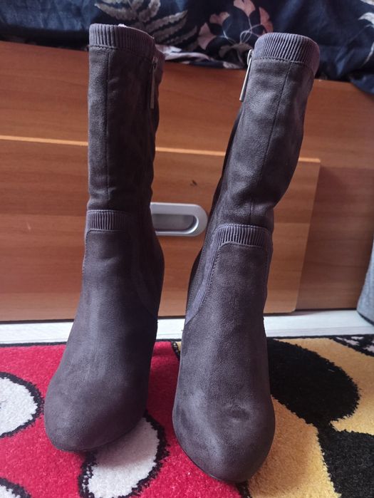 Cizme pentru dama