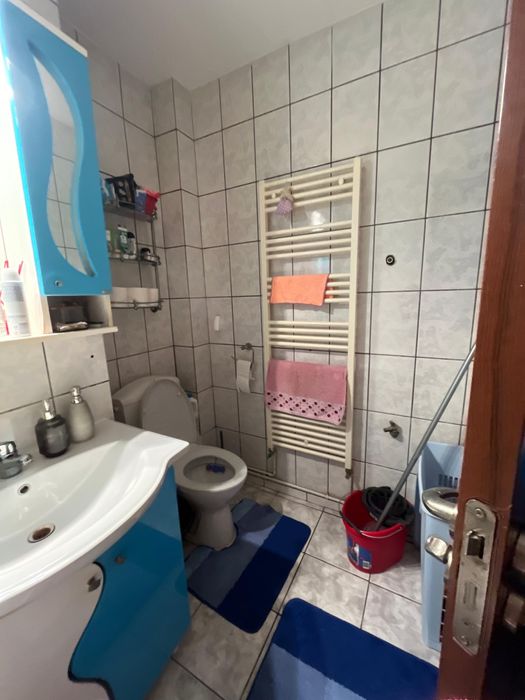 Apartament cu 3 camere