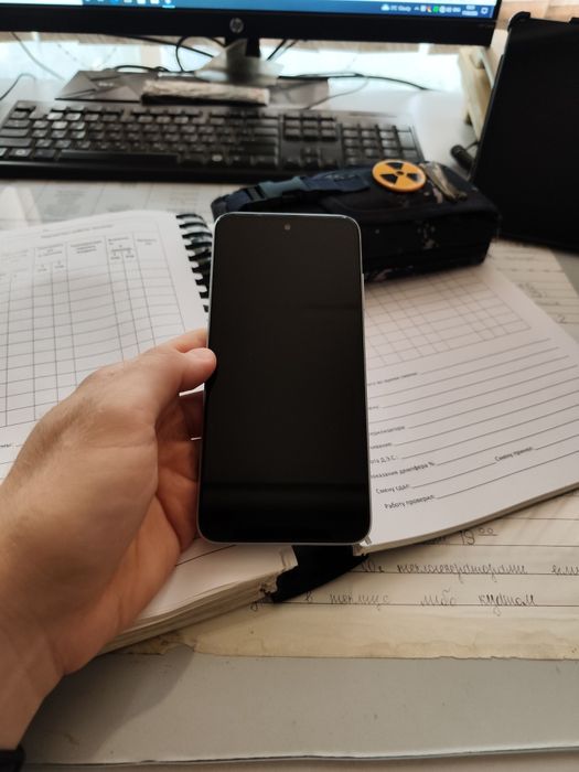Продам телефон Redmi 10 6/128