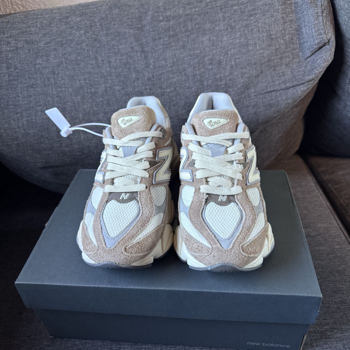 New Balance 9060 beige, mărime: 38