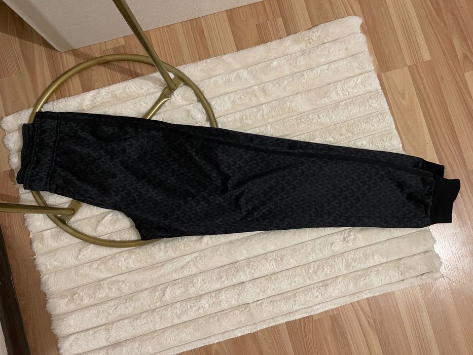 Дамски анцунг Adidas