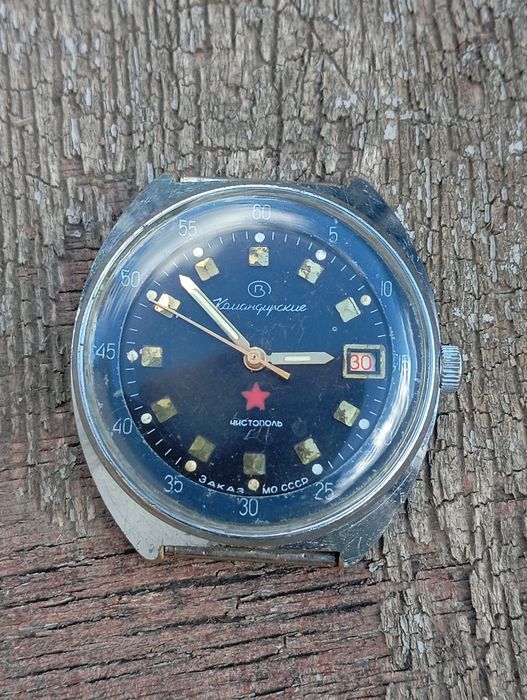 В продаже часы производства СССР
