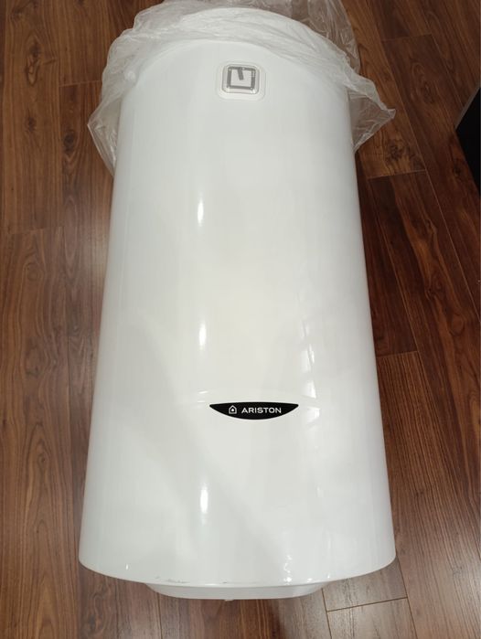 водонагреватель ARISTON (бойлер)