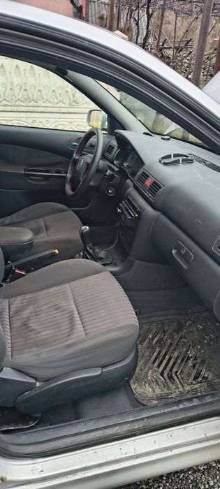 Skoda Octavia 1 motor 2.0 benzină