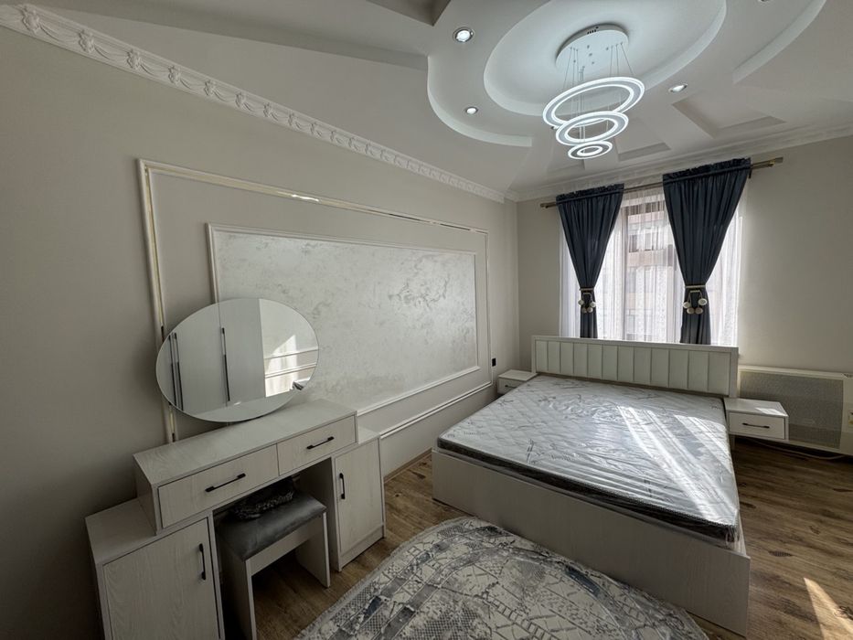 СРОЧНА! Продаёться 3-х комнатная квартира!