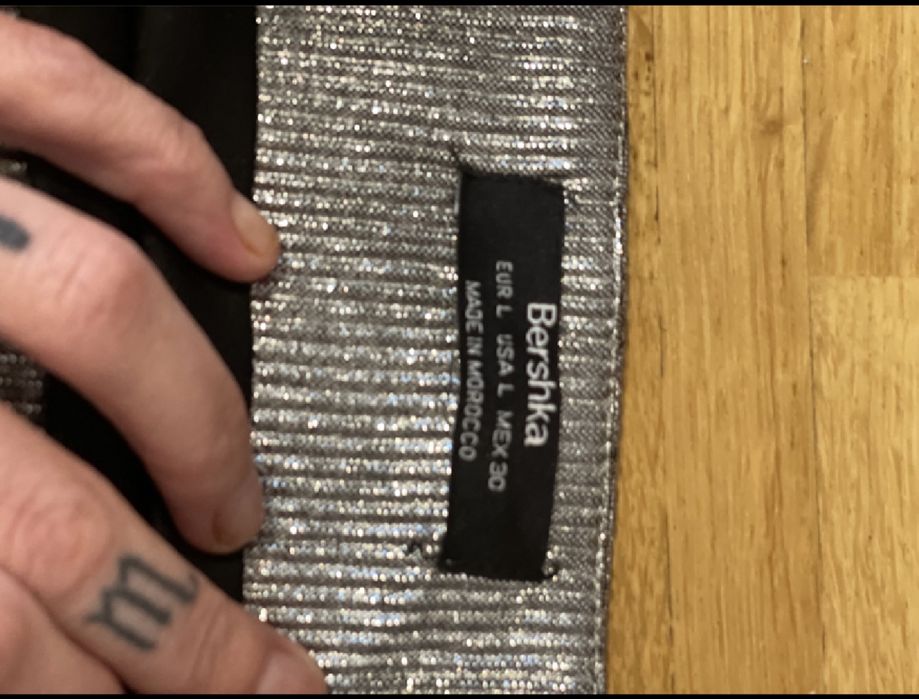 Fusta parte peste parte Bershka