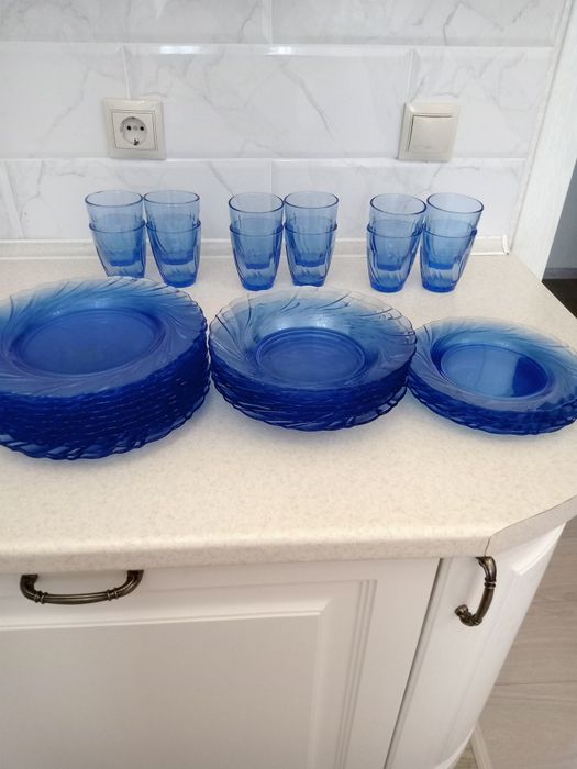 Срочно продам кухонный набор