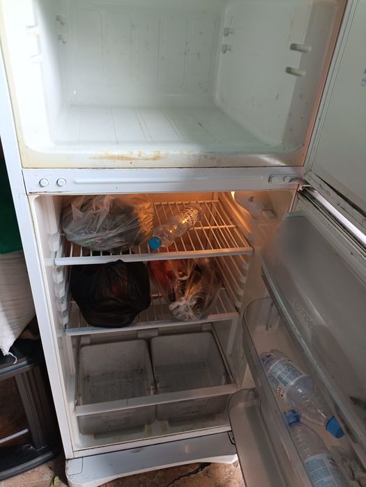 Продам холодильник
