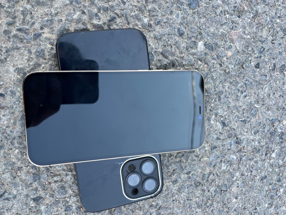 iPhone 12 Pro Max срочно!