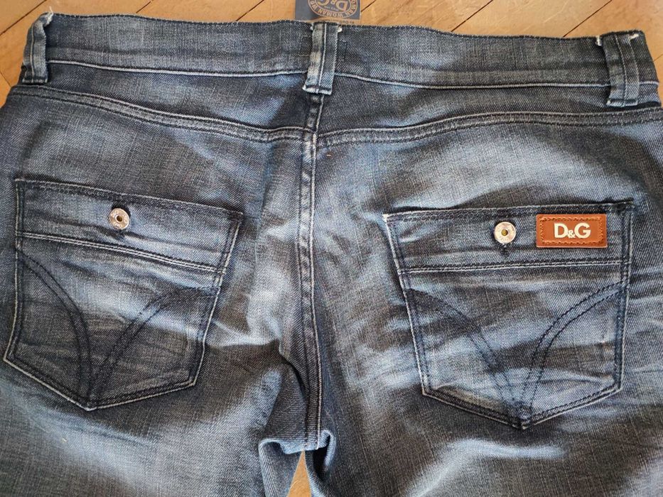 Дамски дънки Dolce & Gabbana и Levi's