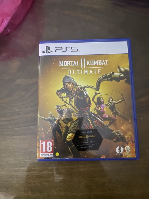 Продавам Mortal Kombat 11