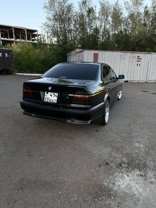 BMW E39 1998г M52B28
