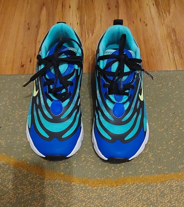 Продавам маратонки   "Nike "