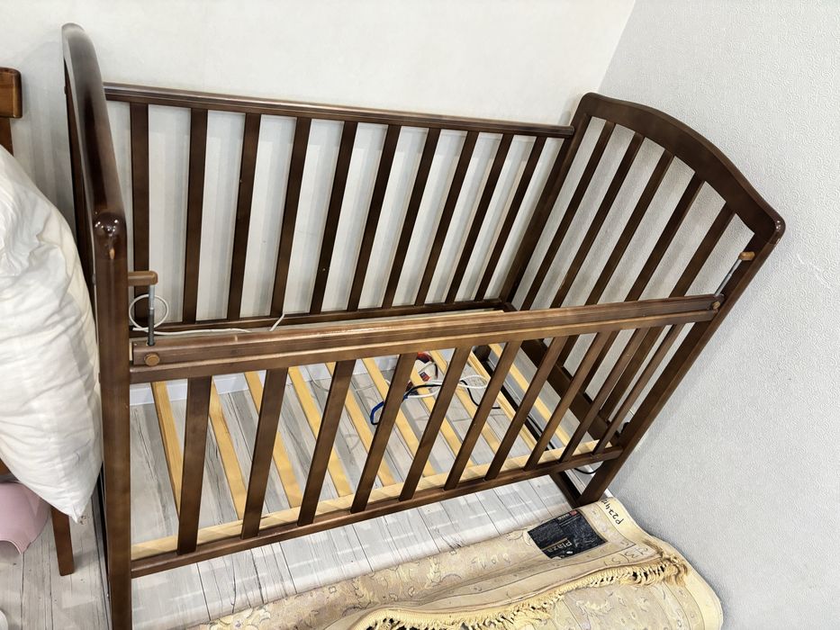 Детская кровать даром