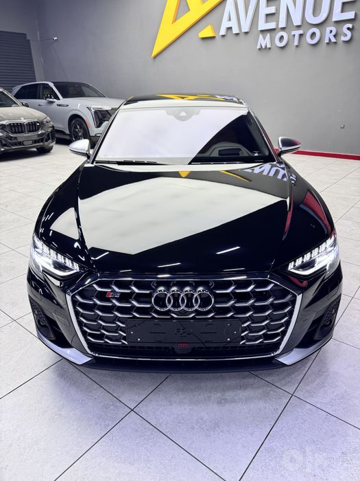 Продается Audi S8 2025