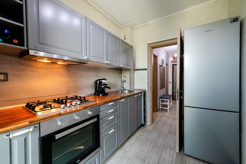 Vand apartament 2 camere in Complex Alezzi prima linie