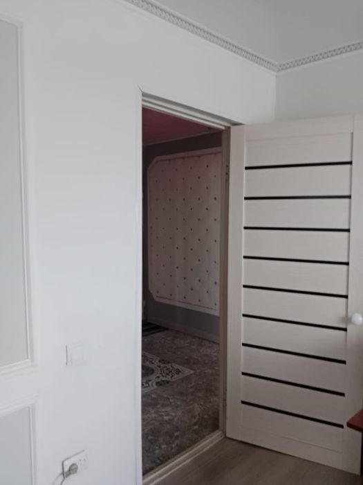 Продам квартиру 3-х комнатную