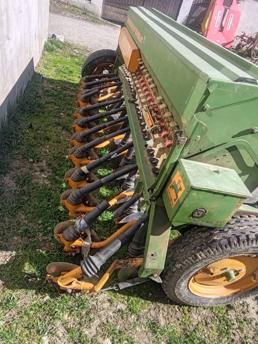 Semanatoare Amazone D7-30 spezial pe discuri