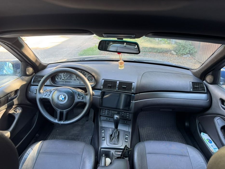 Продам BMW E46 restailing