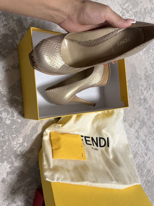 Fendi Туфли оригинал