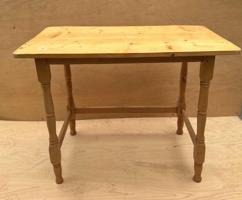 2 buc Masa Din lemn masiv tip Ikea; Masa cu blat 75x75 cm / 100x56 cm