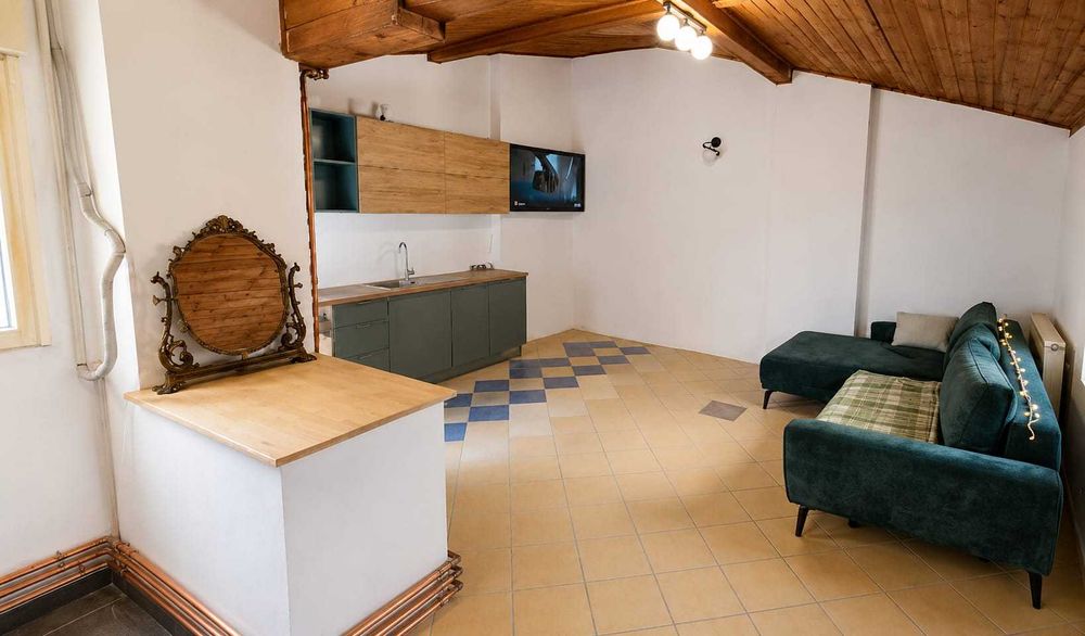 Apartament 3 camere de vanzare – Stirbei Voda / Parcul Cismigiu – 86 mp – renovat – centrala proprie – imobil interbelic PROPRIETAR