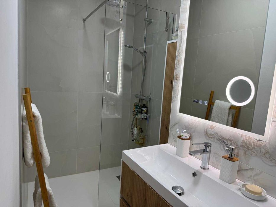 Vand apartament 3 camere pe bulevardul Mihai Viteazu, Sibiu