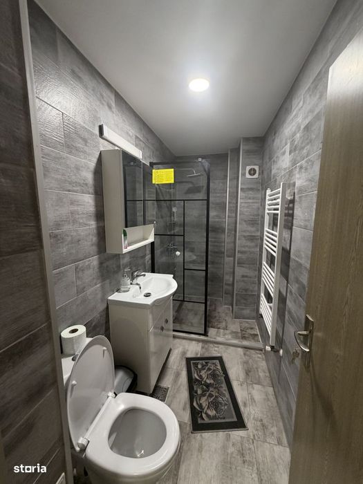 Apartament 3 camere,str.Victoriei