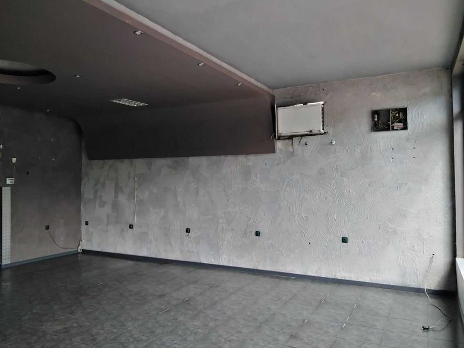 Дава се под наем Магазин в Пловдив, Каменица 2 - 86 кв.м за 698.19 € - Снимка #1