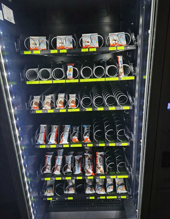 Vând automat vending Yarp