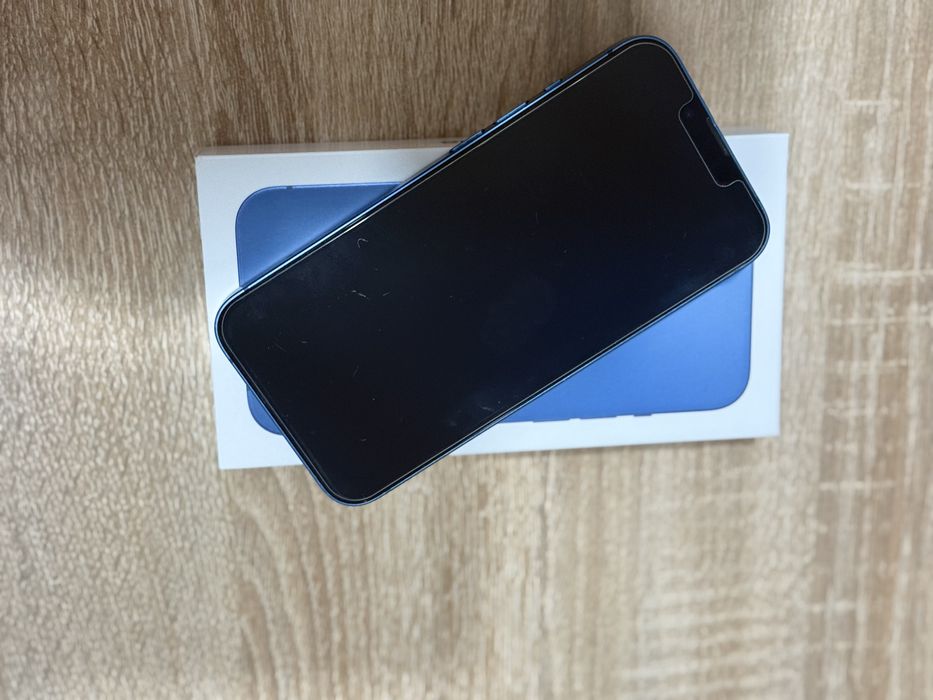 Iphone 13 albastru, 128Gb, in stare foarte buna