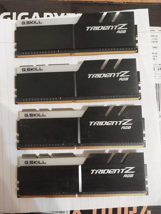 16GB DDR4 3200Mhz CL14 - G.Skill TridentZ RGB