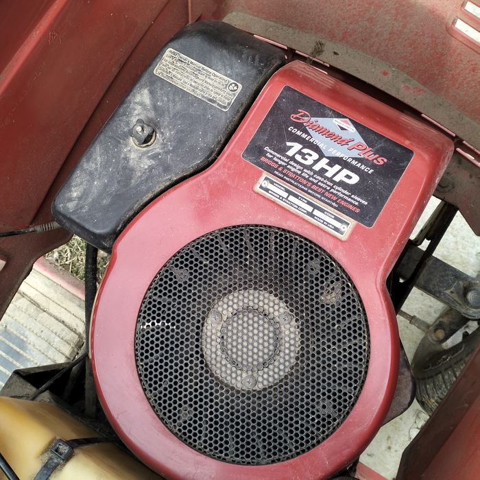 Tractoras gazon 13hp