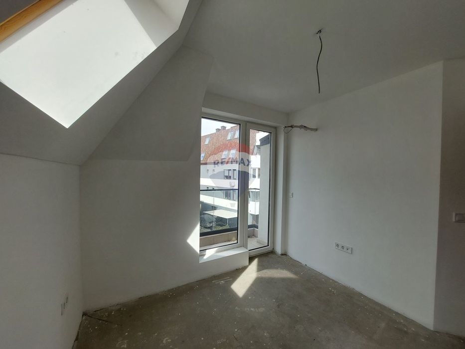 Продава се Мезонет в Варна, Левски - 117 кв.м за 1872 €/кв.м - Снимка #9