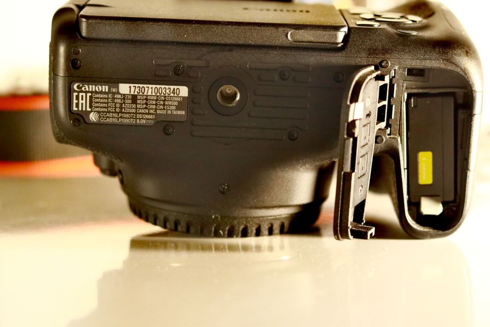Canon 800d camera dsrl