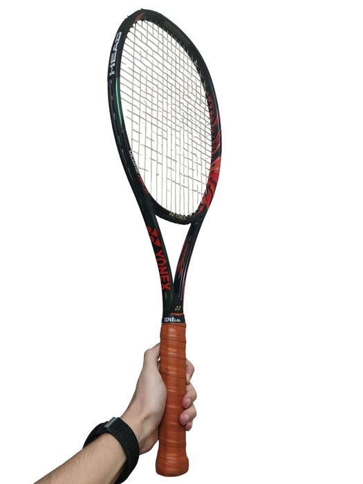 Профессиональная ракетка Yonex VCORE Duel G 97 (310g, размер ручки 4)