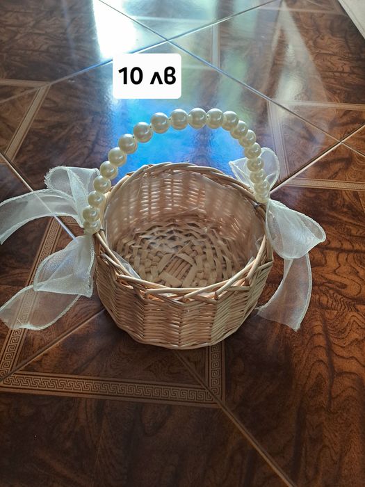 Сватбени принадлежности