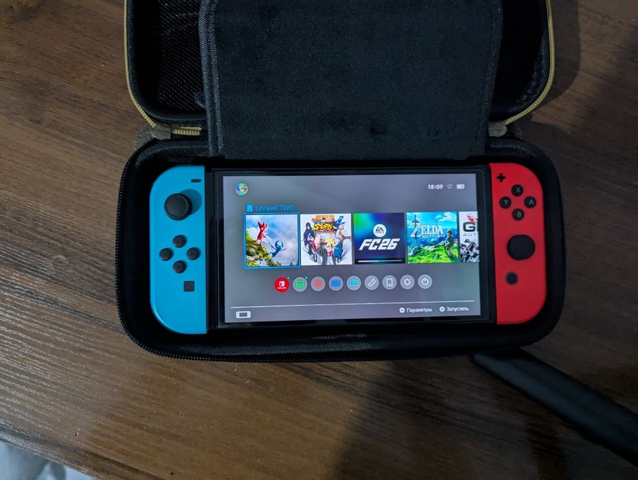 Nintendo Switch OLED - в отличном состоянии