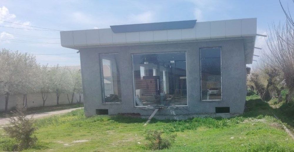 Assalomu alaykum qadrli Ishtixon axli zudlik bilan yer sotiladi