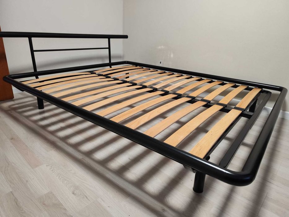 Pat matrimonial cu saltea Viscotex si topper Dormeo 160 x 200