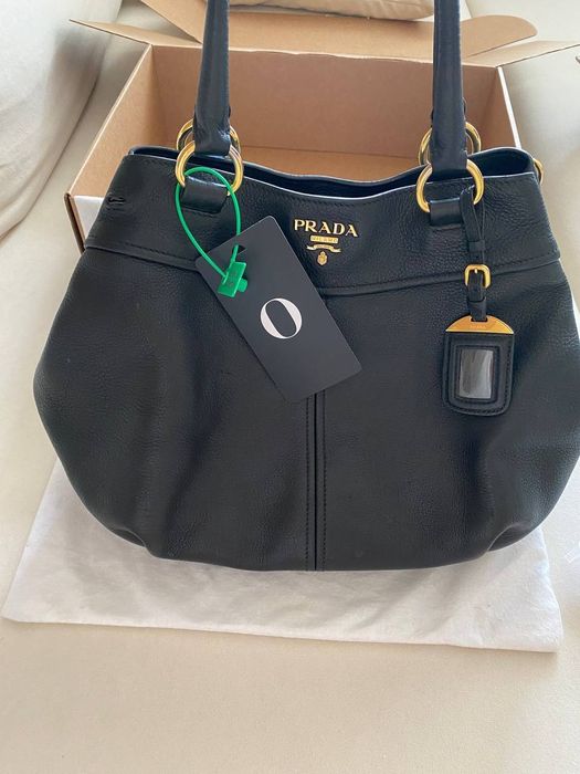 Продам сумку Prada Sacca 2 Manici оригинал