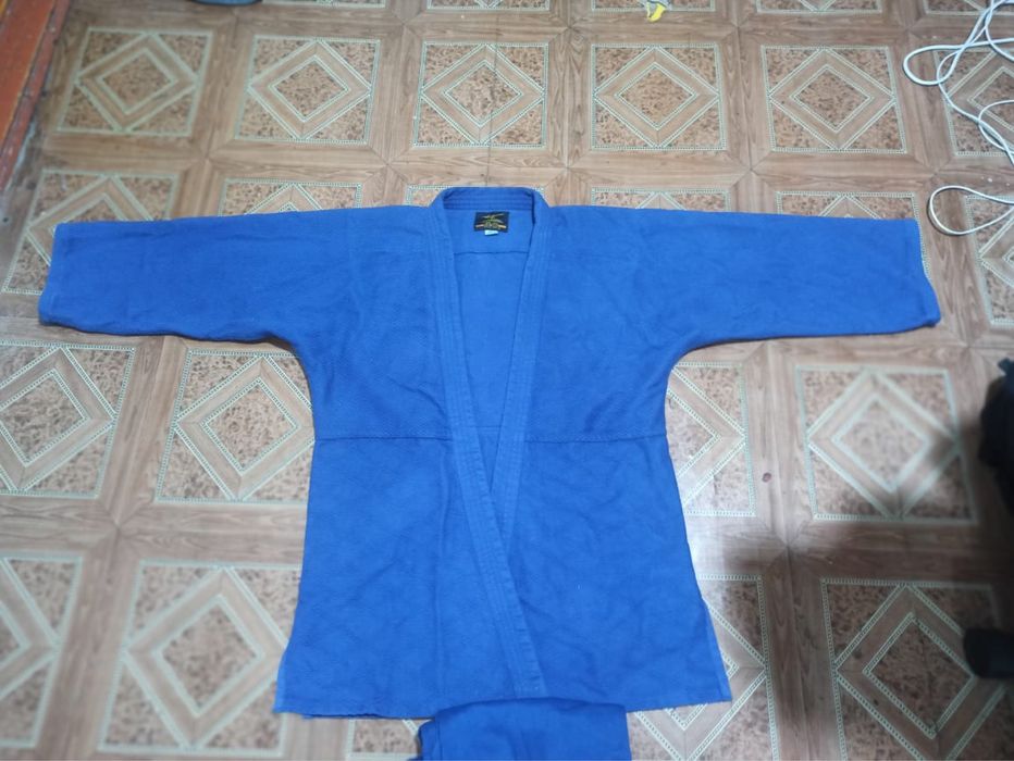 Кимоно срочно дешево