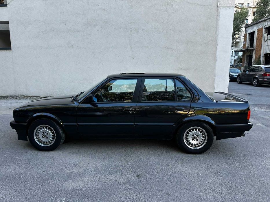 BMW Seria 3 1988 — imagine 3