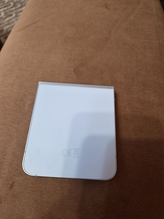 Samsung Z Flip 6