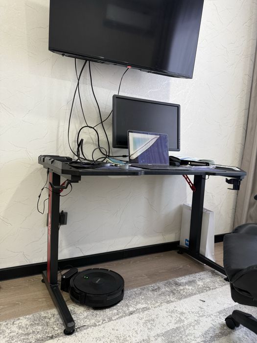 Стол компютерный