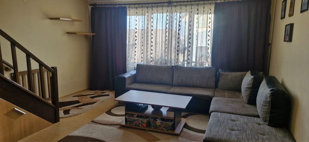 Inchiriez apartament