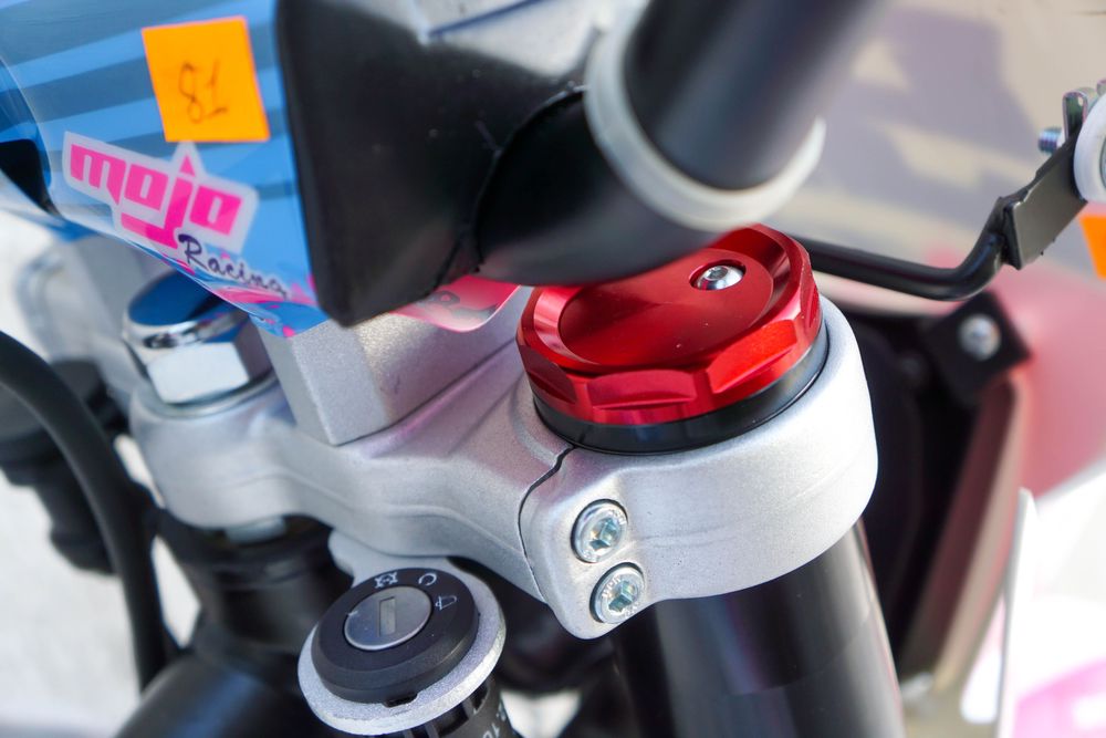 Мотоцикл BSE Z2 Roqvi Pink