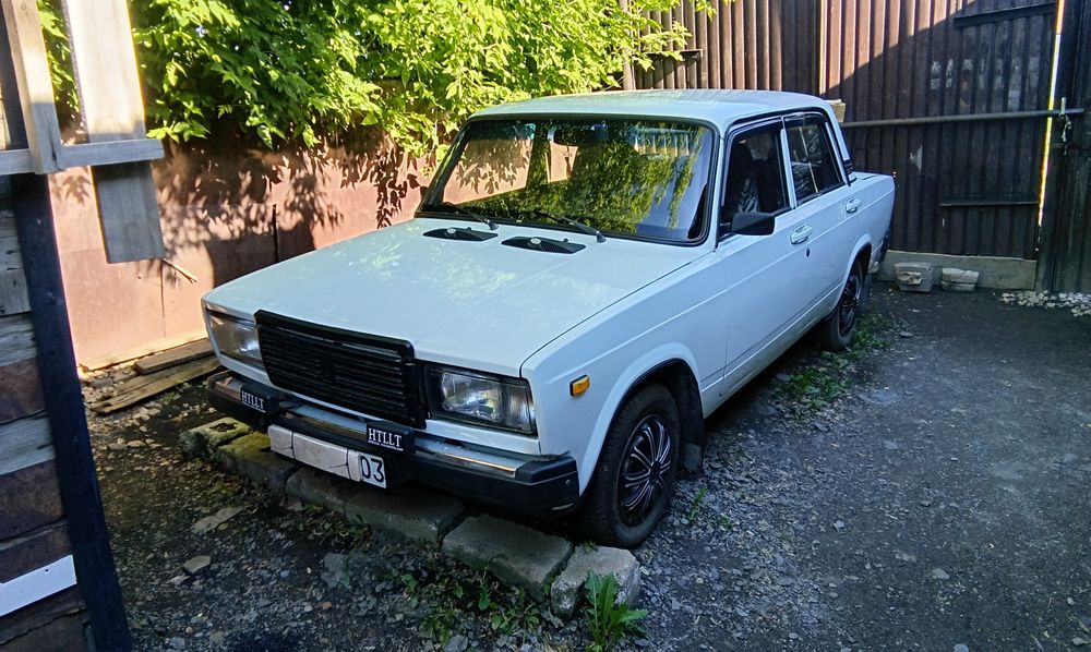 Продам ЛАДА 2107